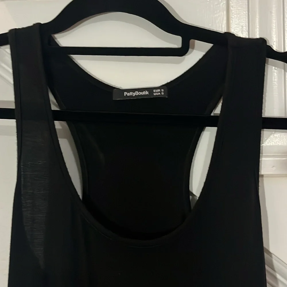 PattyBoutik Black and Cream Halter‎ Maxi Sundress - Picture 3 of 10